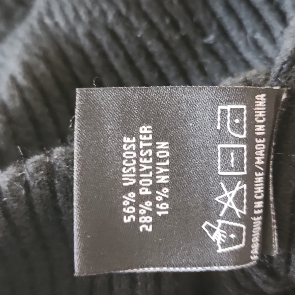 Black cardigan with rhinestone button - Picture 5 of 5